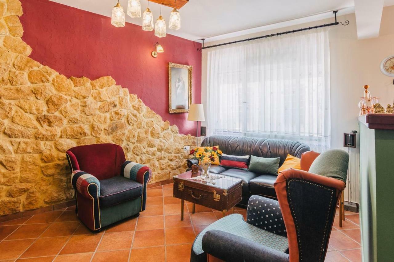Gallery Home,Downtown, Ioannina. ภายนอก รูปภาพ