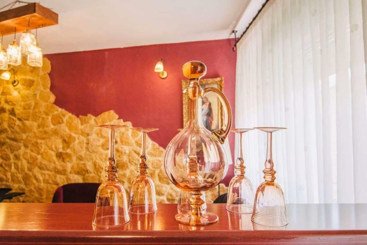 Gallery Home,Downtown, Ioannina. ภายนอก รูปภาพ